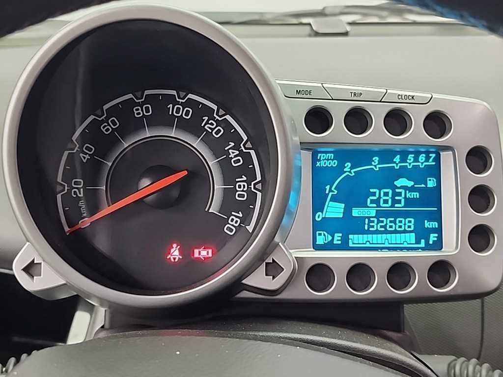 Chevrolet Spark - Vista 6