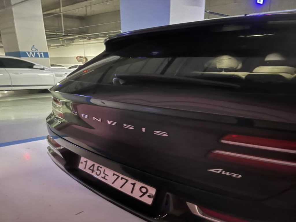 Genesis GV80 - Vista 4