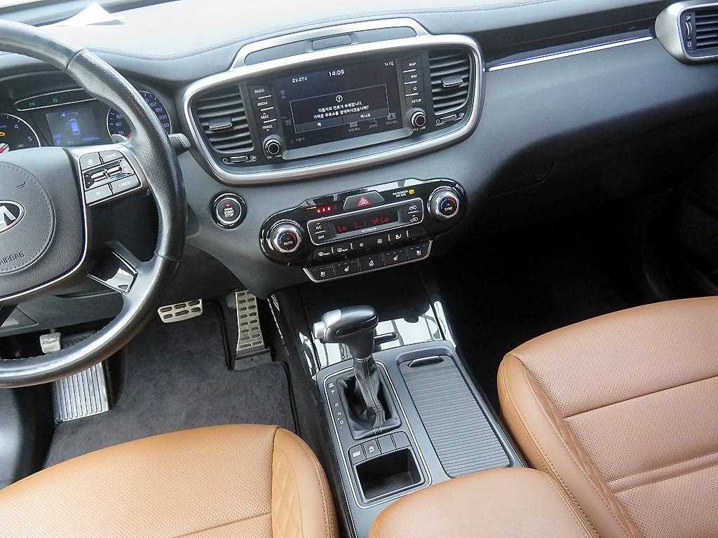 KIA Sorento - Vista 12