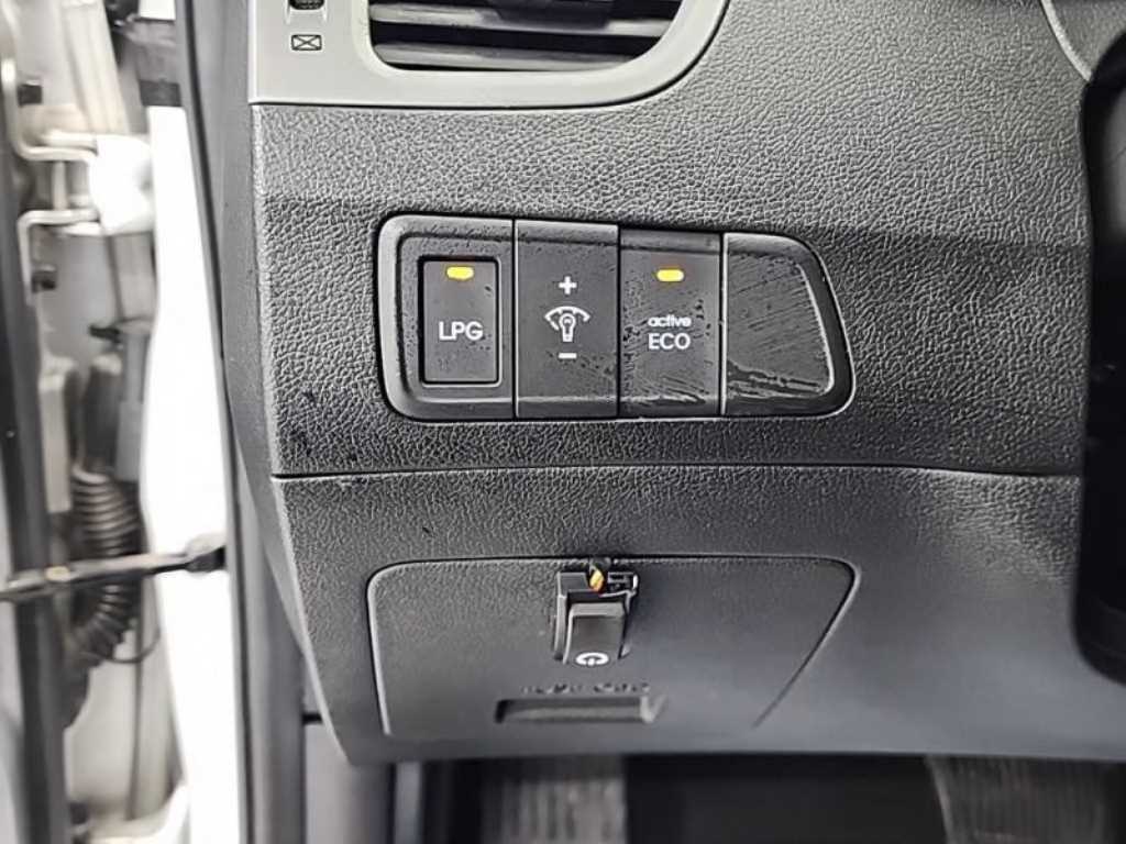 HYUNDAI Avante 2014 Plateado - Importación desde Corea - HF Imports Iquique - Foto 16