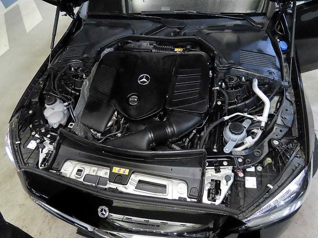 Mercedes Benz C Class 2024 Negro - Importación desde Corea - HF Imports Iquique - Foto 19