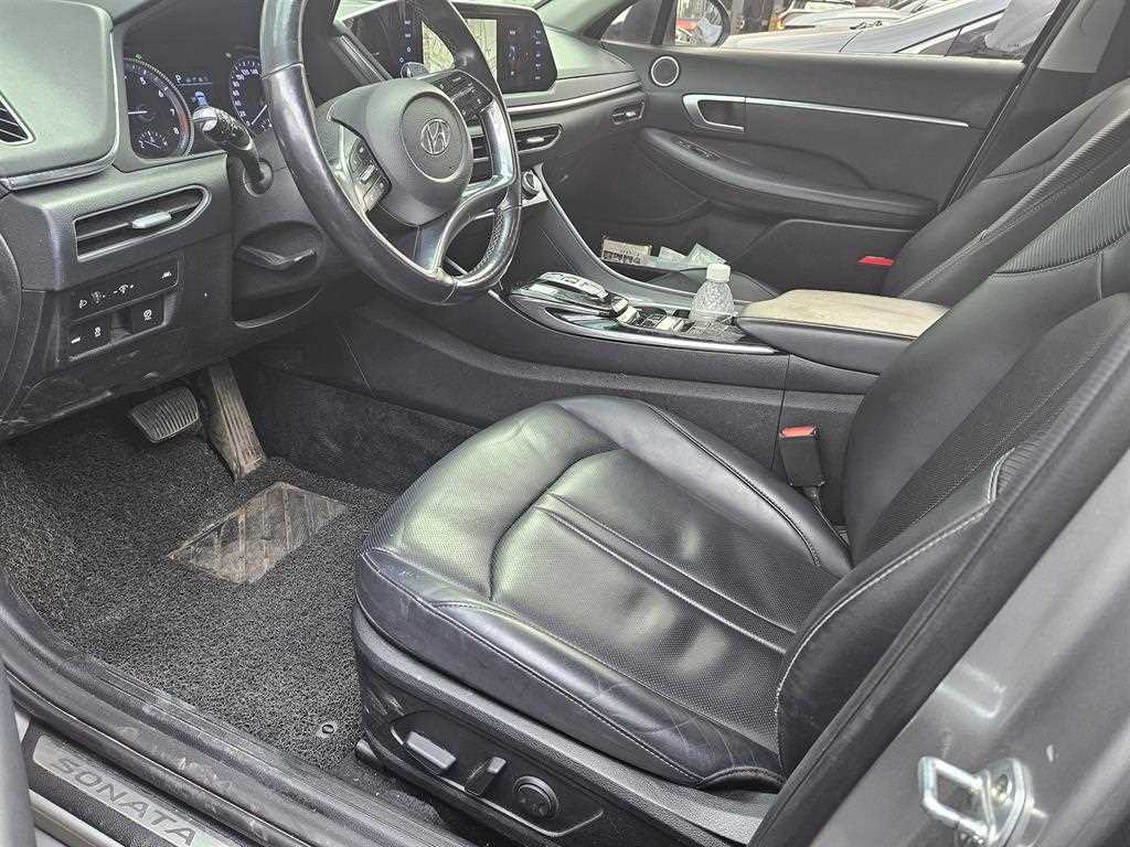 HYUNDAI Sonata - Vista 7