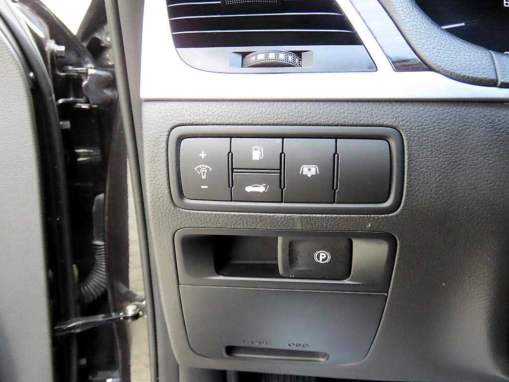 Genesis G80 2018 Negro - Importación desde Corea - HF Imports Iquique - Foto 13