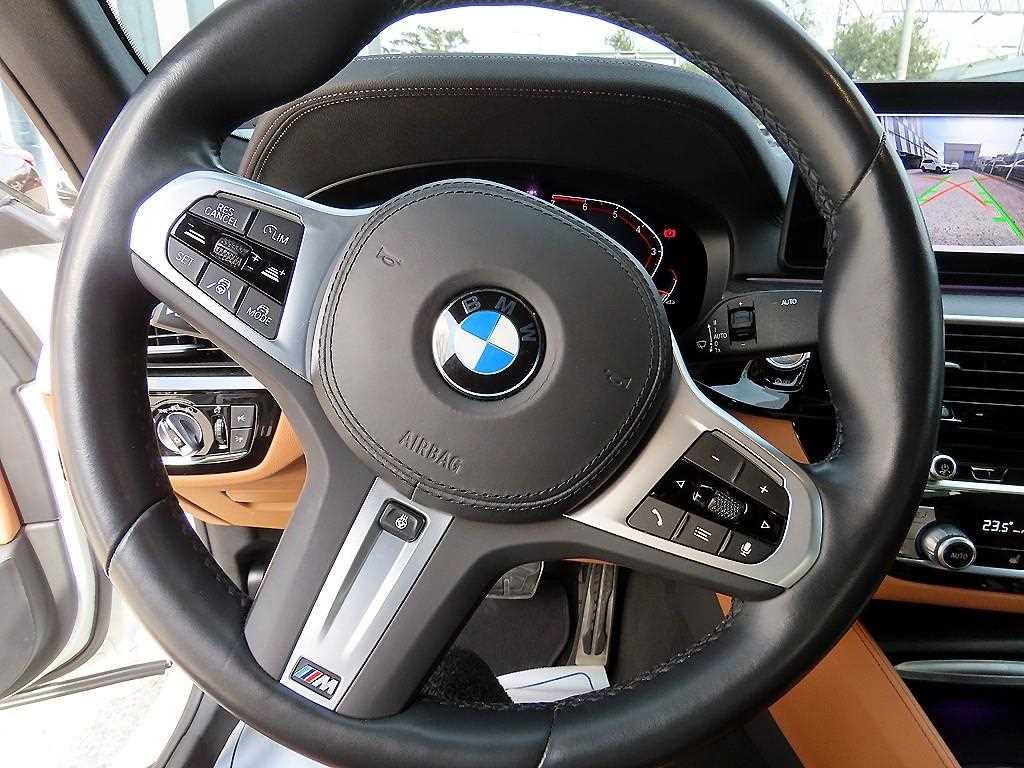 BMW 5 Series - Vista 8