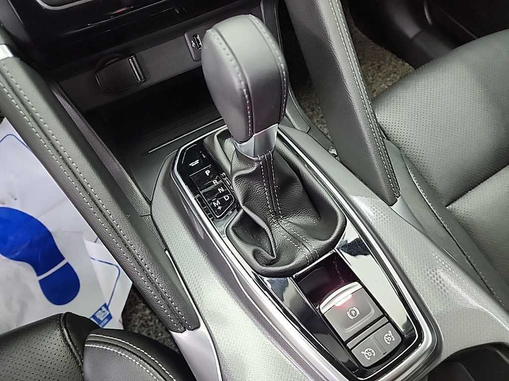 SAMSUNG QM6 - Vista 8