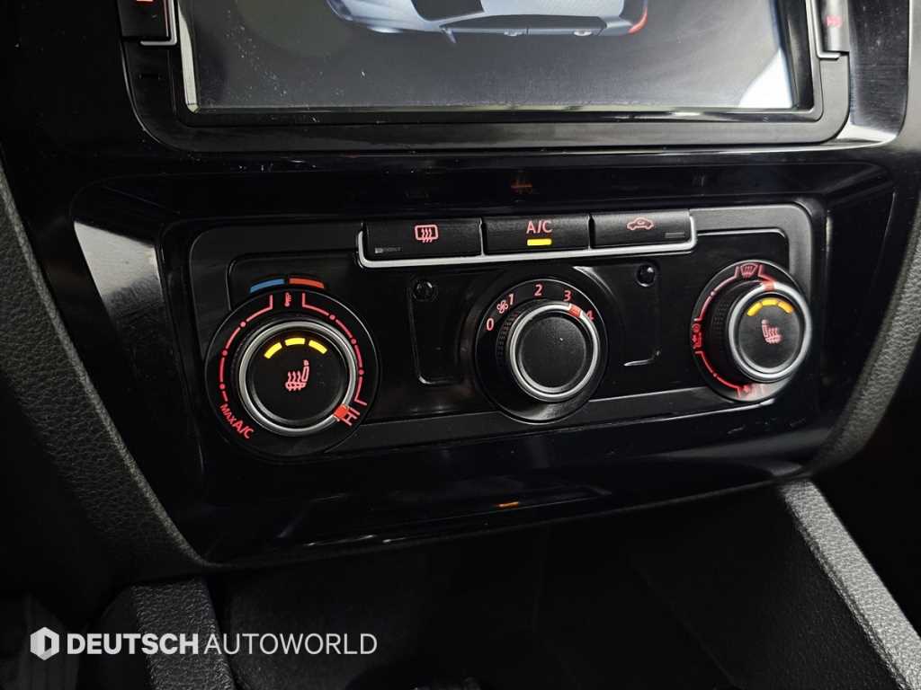 Volkswagen Jetta 2015 Gris - Importación desde Corea - HF Imports Iquique - Foto 17