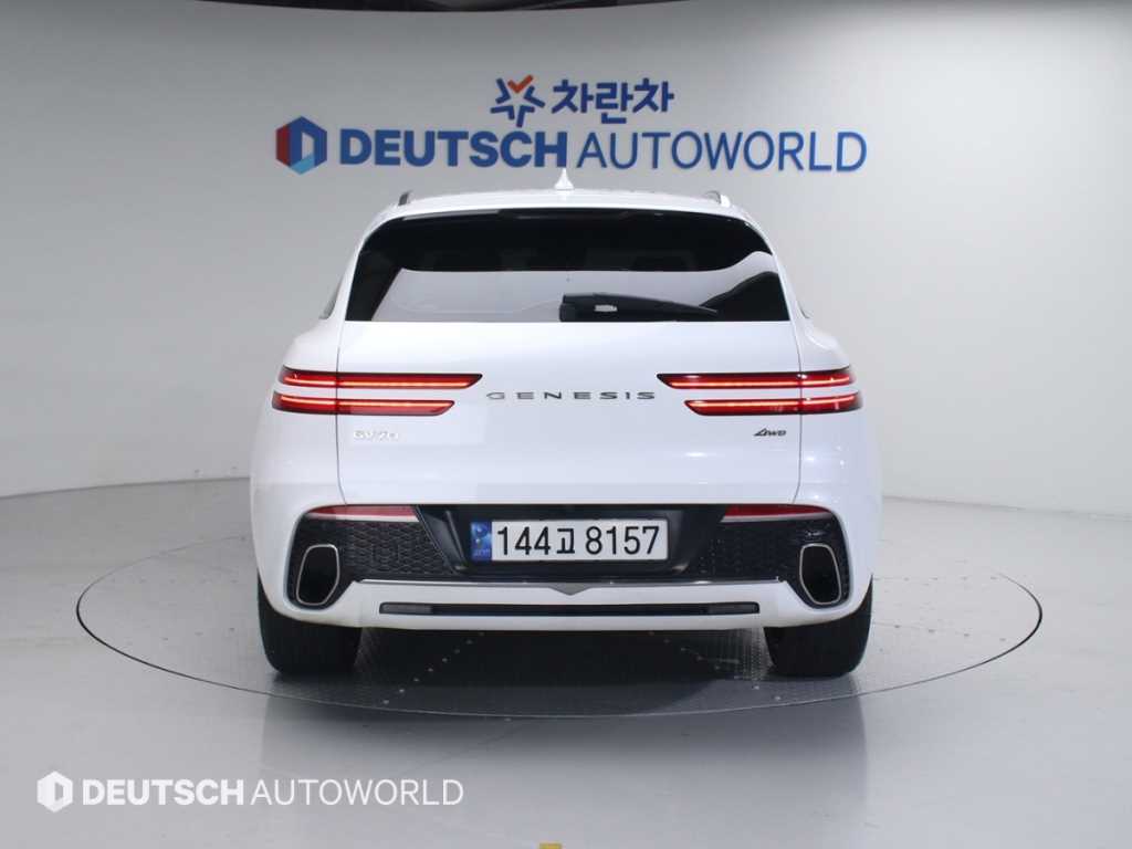 Genesis GV70 - Vista 4