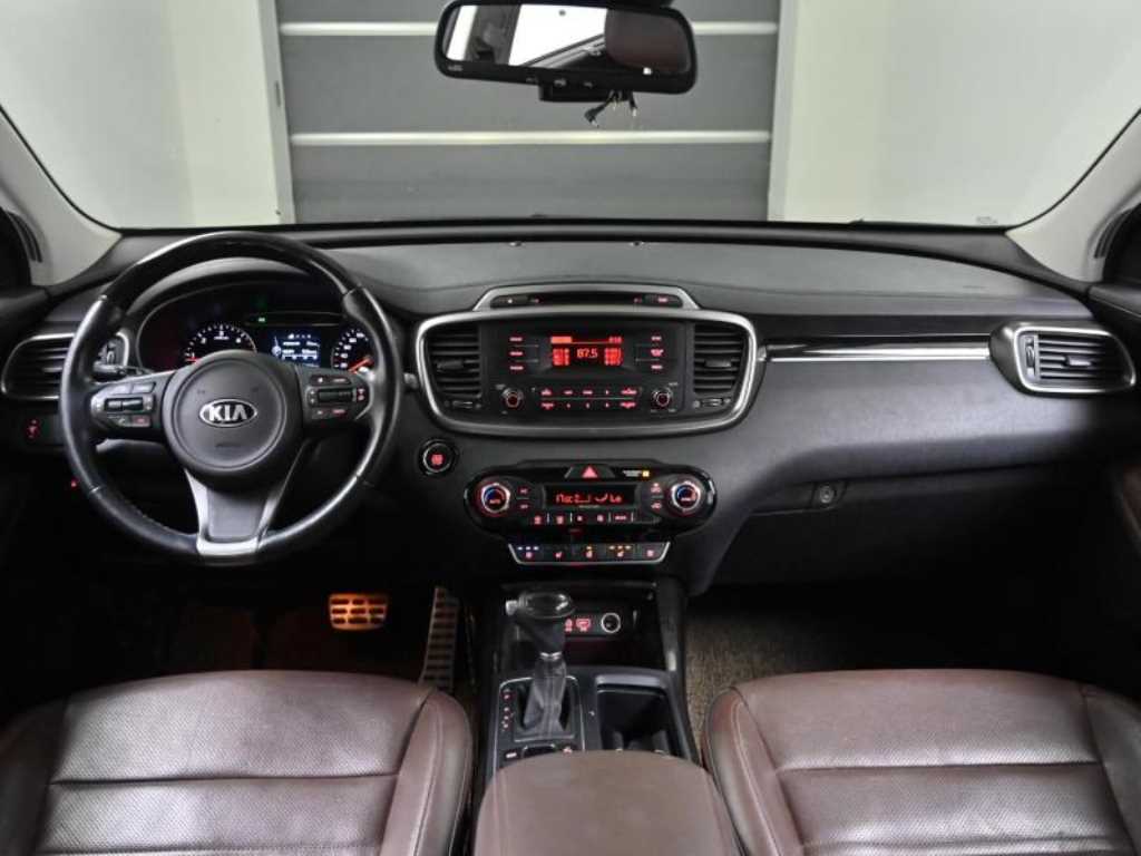 KIA Sorento - Vista 7