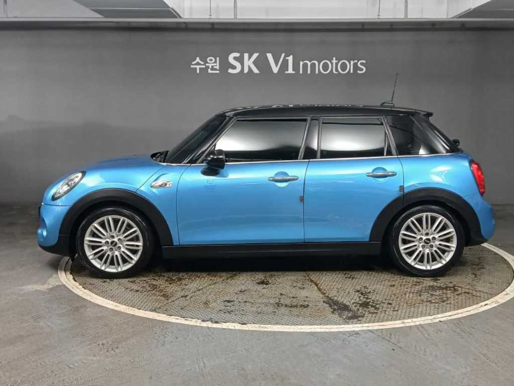 Mini Cooper - Vista 2