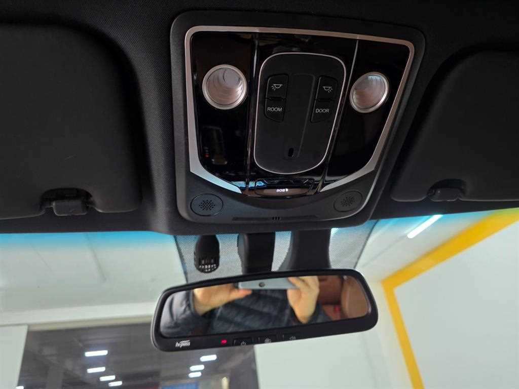 Ssangyong Torres 2023 Blanco - Importación desde Corea - HF Imports Iquique - Foto 16