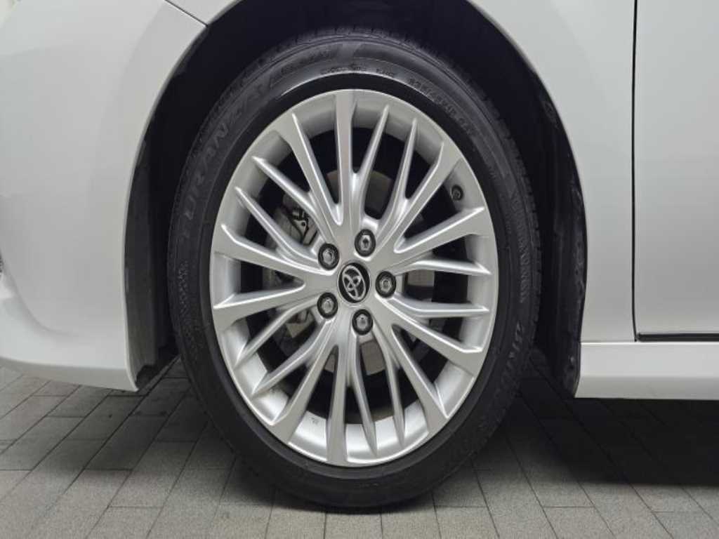 Toyota Camry - Vista 5