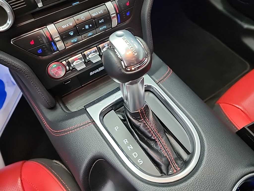 Ford Mustang - Vista 8