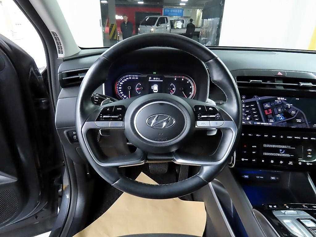 HYUNDAI Tucson - Vista 9