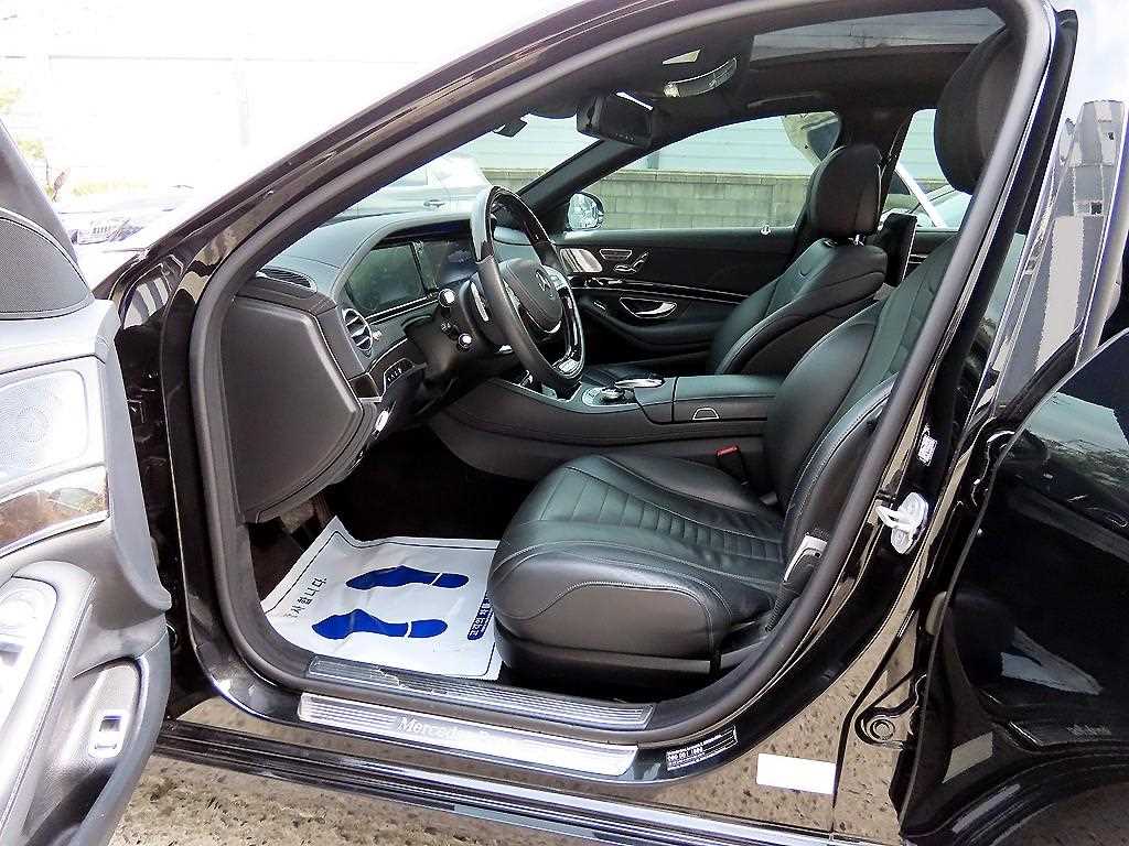 Mercedes Benz S Class - Vista 5