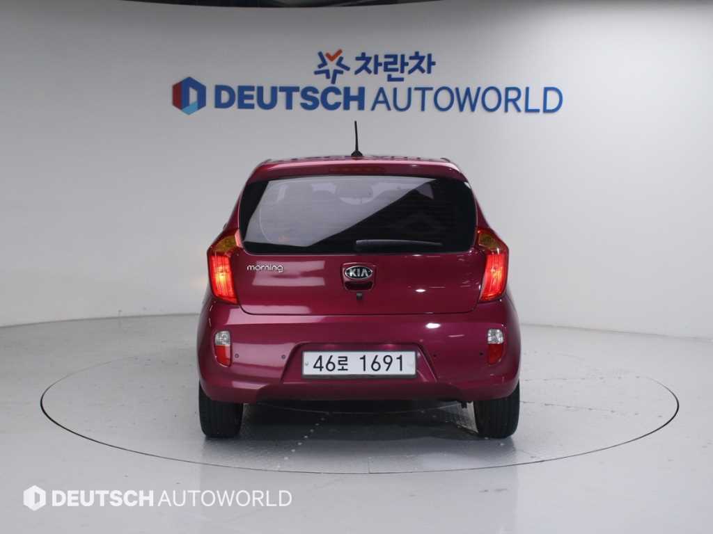 KIA Morning - Vista 4