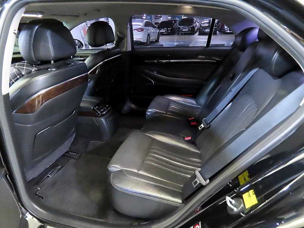 Genesis EQ900 - Vista 7