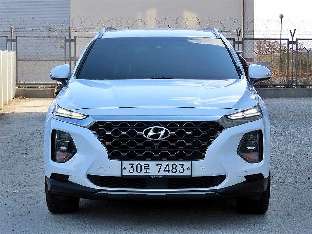 HYUNDAI Santa Fe 2019 Blanco - Importación desde Corea - HF Imports Iquique - Foto 1