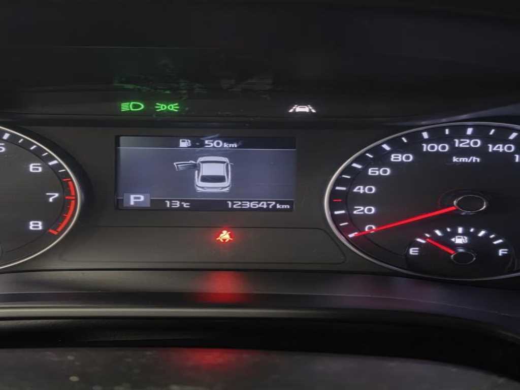 KIA K3 - Vista 8