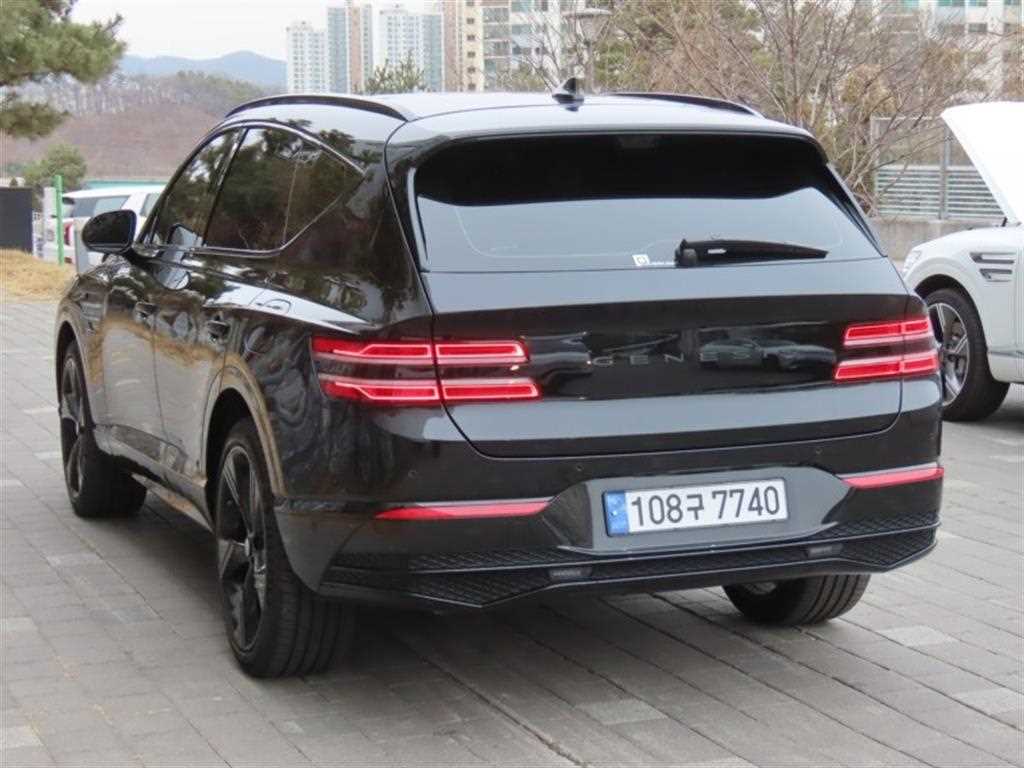 Genesis GV80 - Vista 4