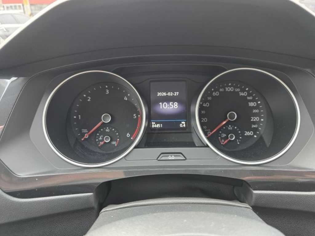 Volkswagen Tiguan - Vista 9