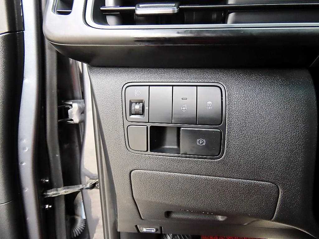 HYUNDAI Staria - Vista 12