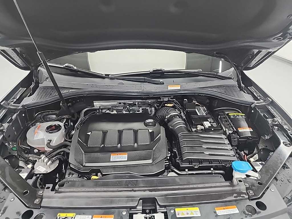 Volkswagen Tiguan - Vista 5