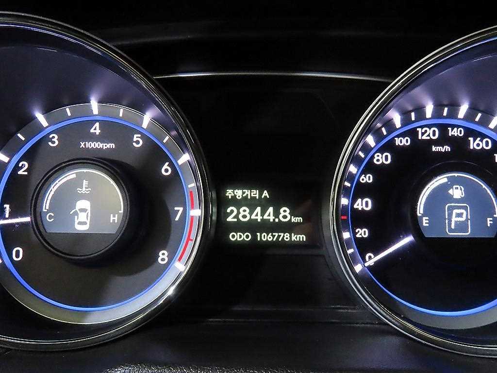 HYUNDAI Sonata - Vista 9