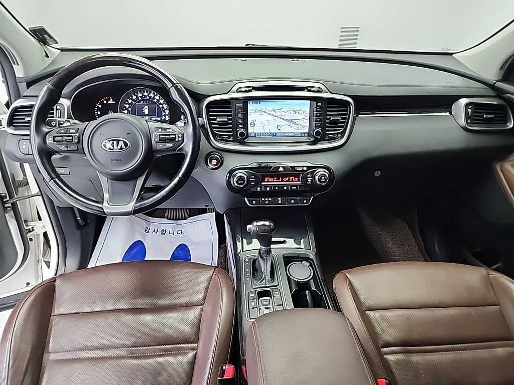 KIA Sorento - Vista 7