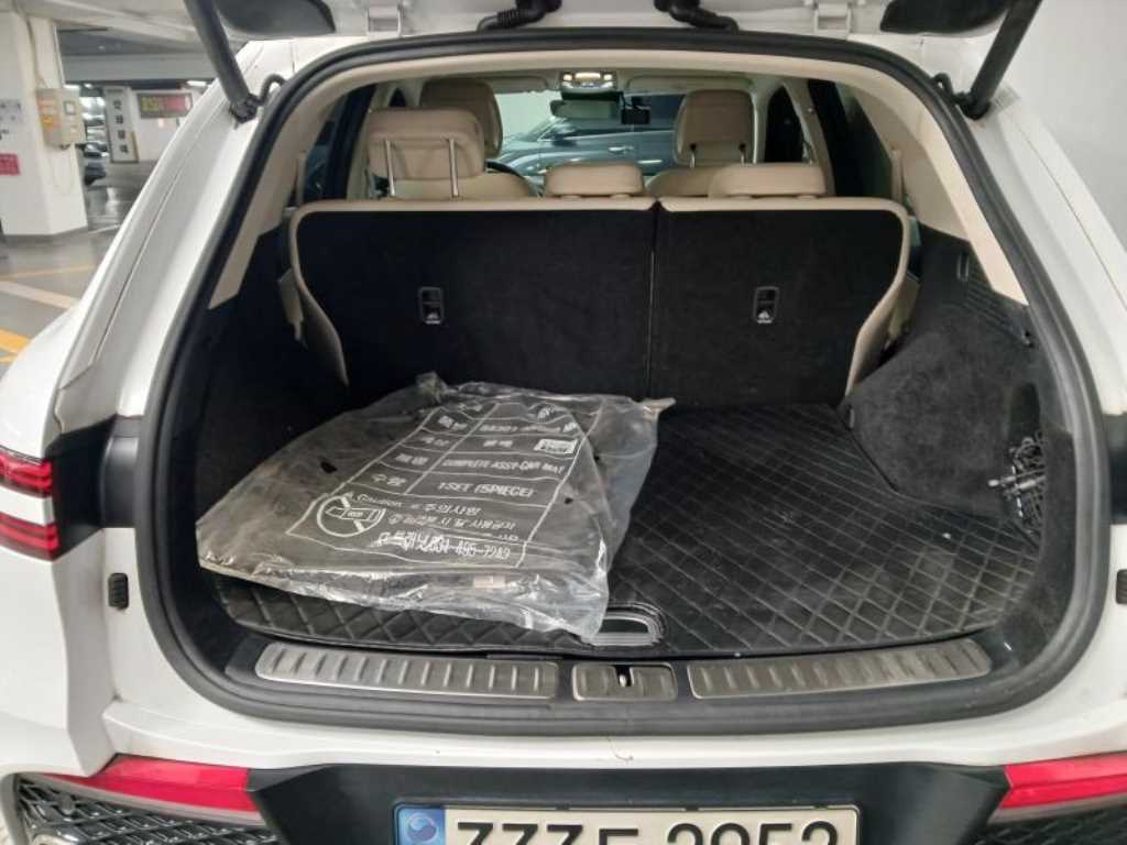 Genesis GV70 2023 Blanco - Importación desde Corea - HF Imports Iquique - Foto 18