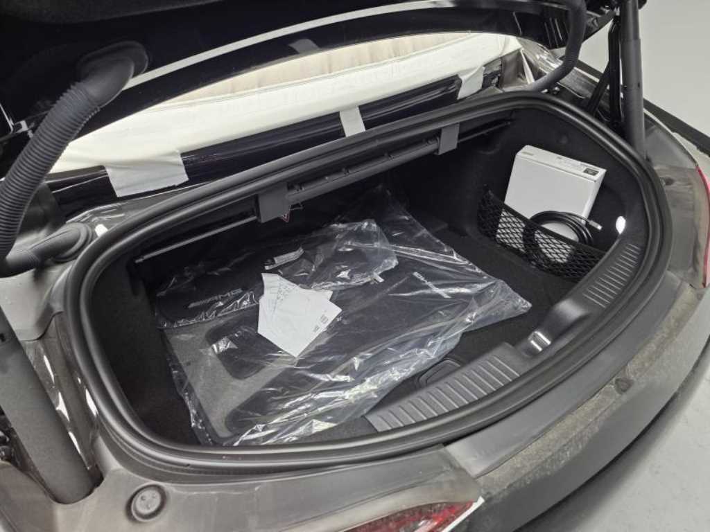 Mercedes Benz SL Class 2025 Negro - Importación desde Corea - HF Imports Iquique - Foto 13