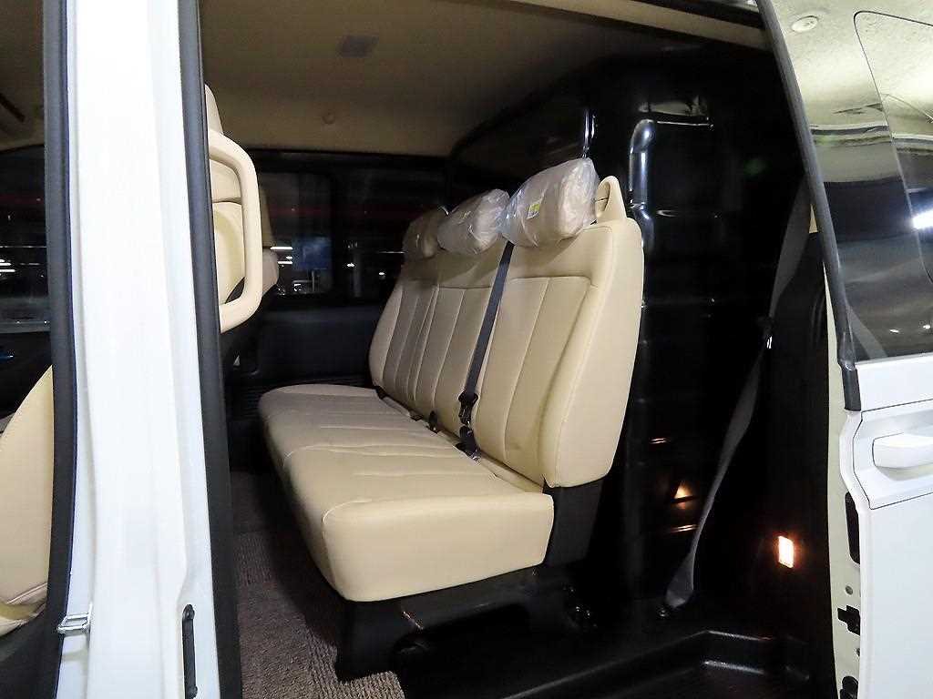 HYUNDAI Staria - Vista 7