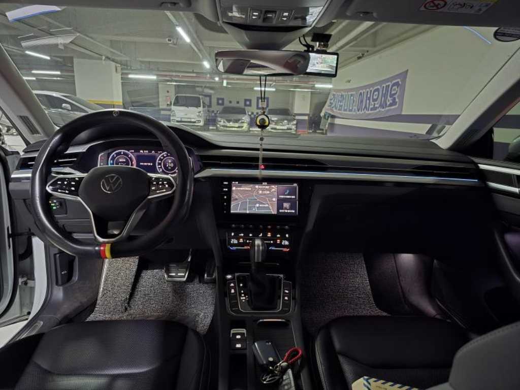 Volkswagen Arteon - Vista 8