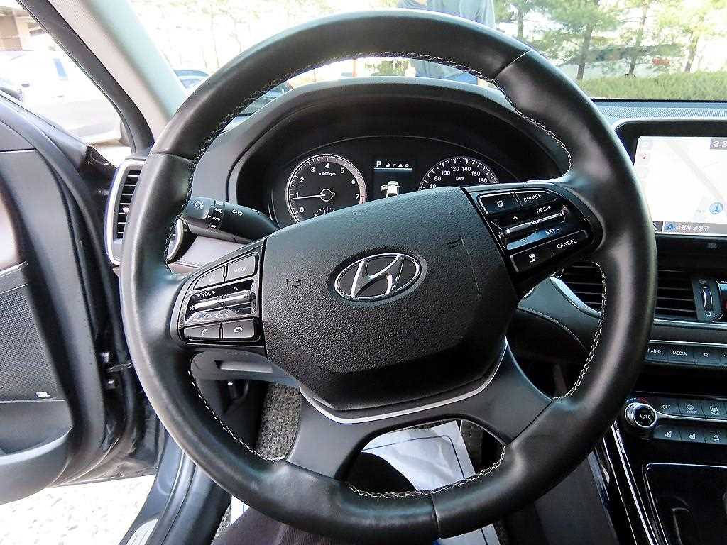 HYUNDAI Grandeur - Vista 8