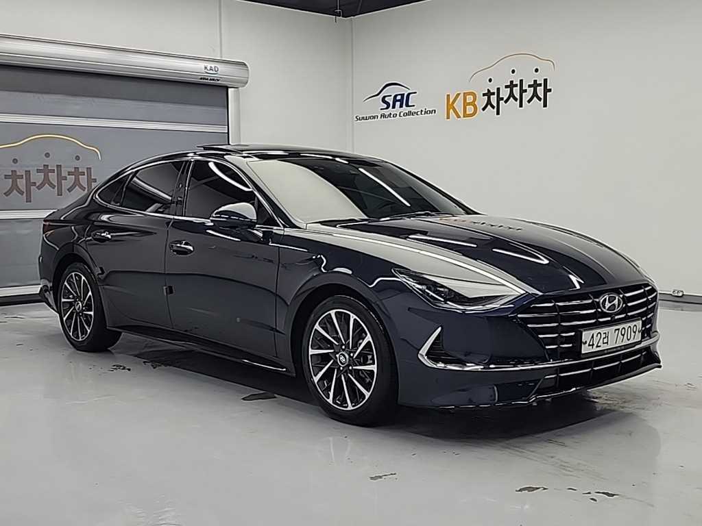 HYUNDAI Sonata - Vista 4