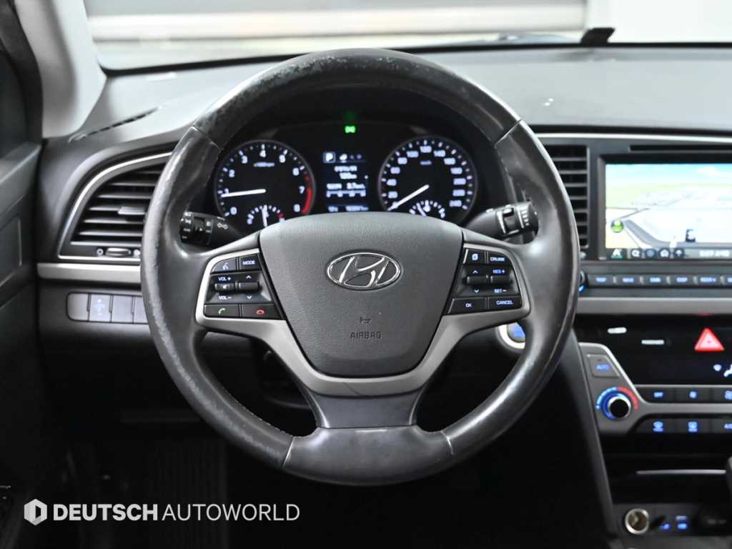 HYUNDAI Avante 2016 Plateado - Importación desde Corea - HF Imports Iquique - Foto 13