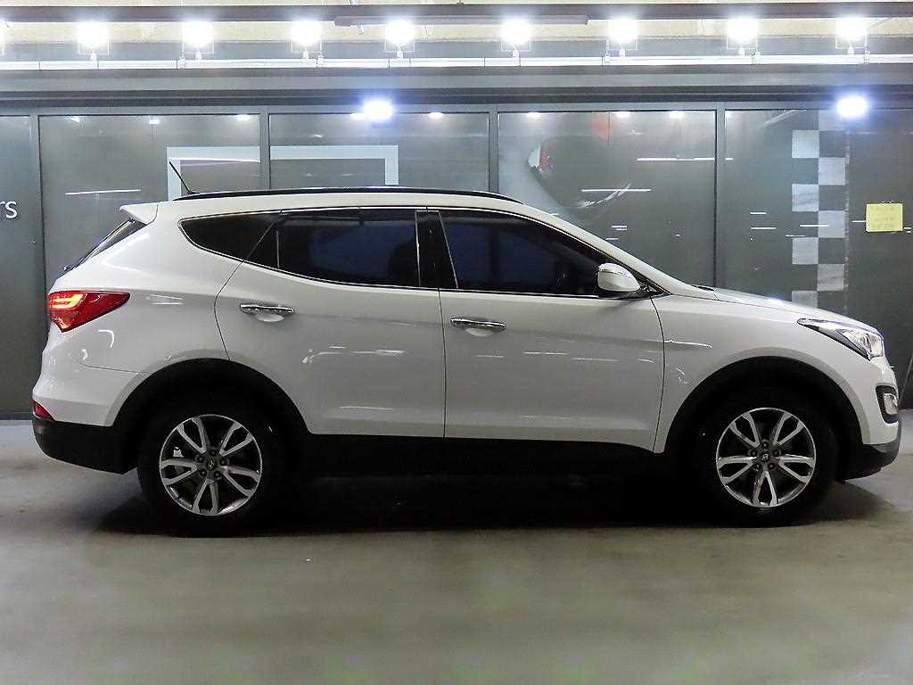 HYUNDAI Santa Fe - Vista 3