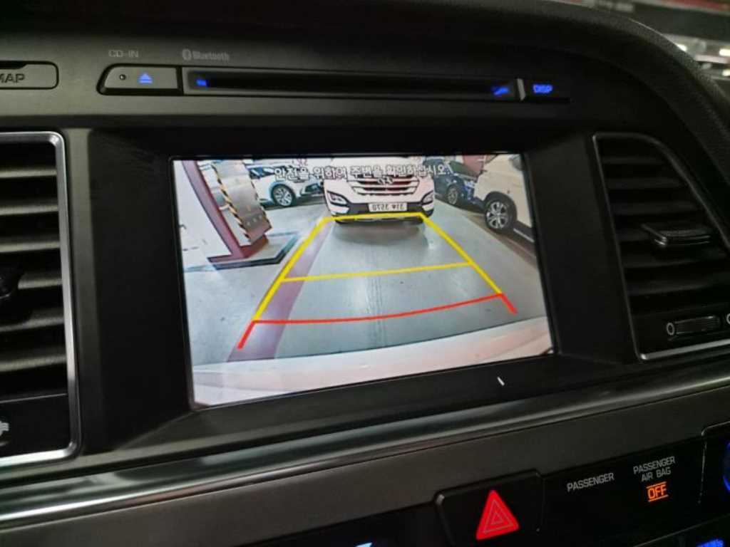 HYUNDAI Sonata - Vista 9