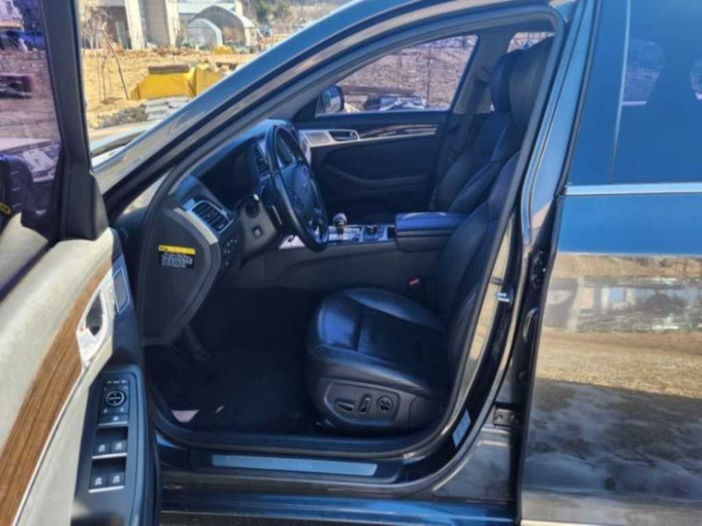 Genesis G80 - Vista 7