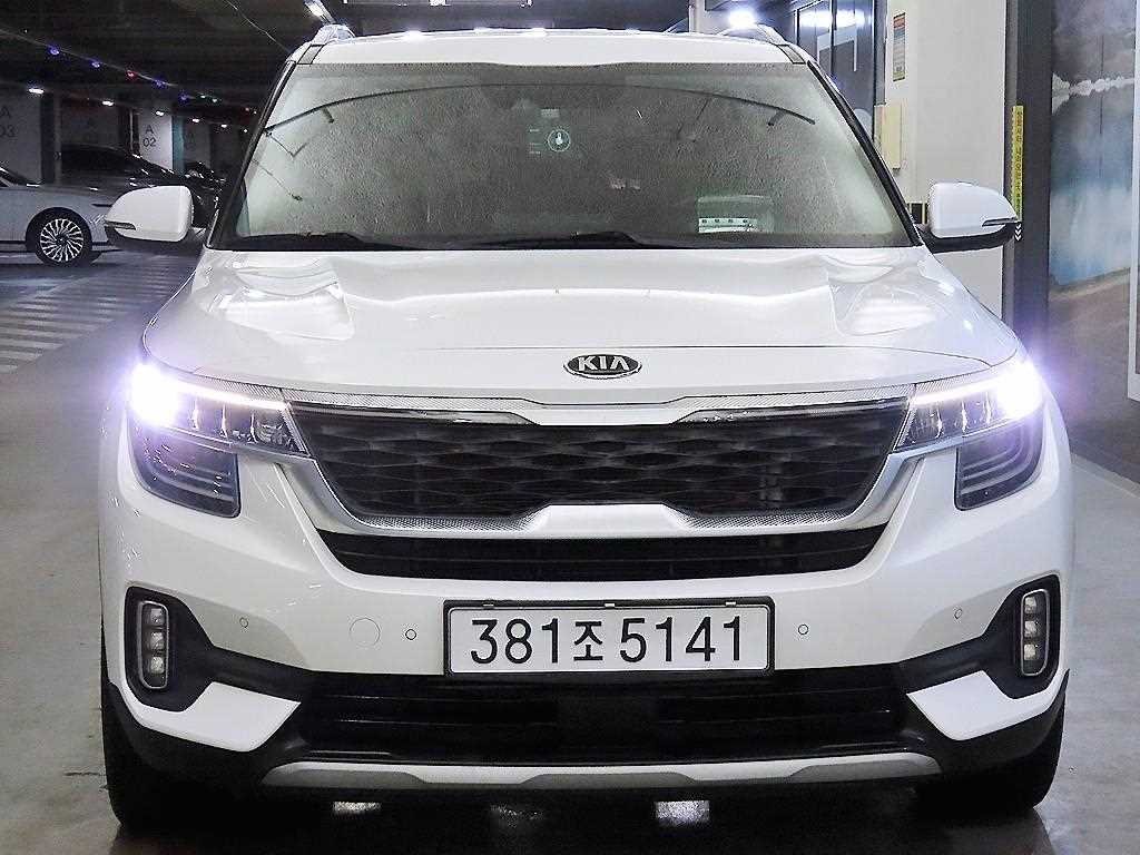 KIA Seltos - Vista 2