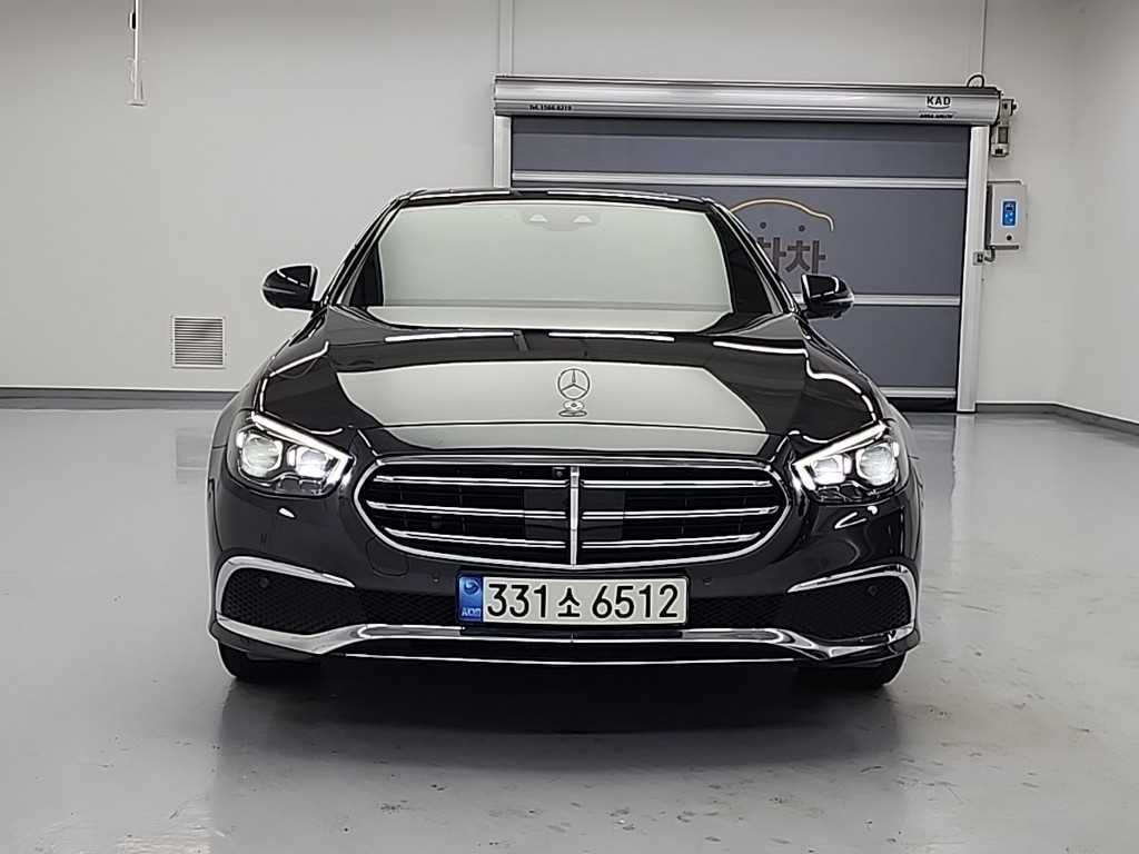 Mercedes Benz E class - Vista 2