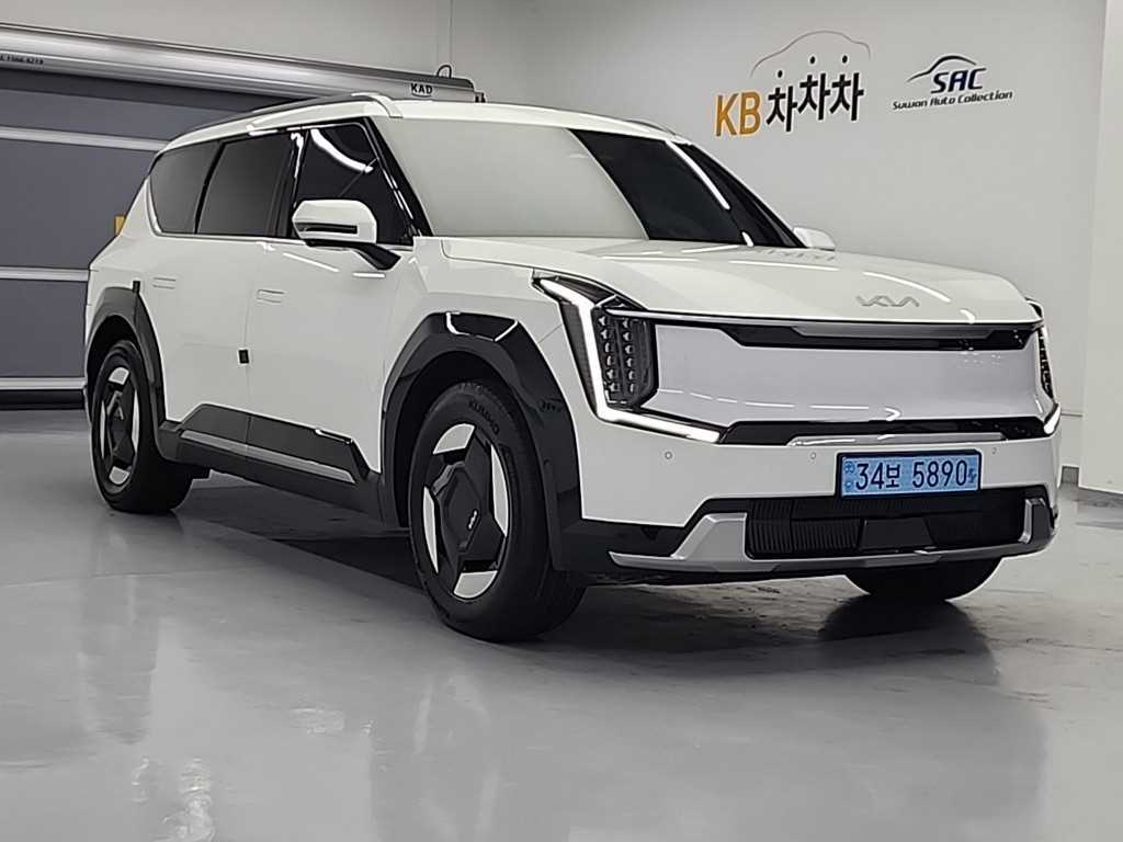 KIA EV9 - Vista 4
