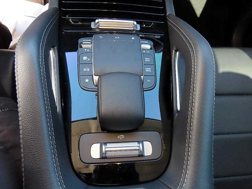 Mercedes Benz GLE Class - Vista 11