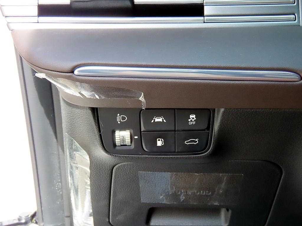 HYUNDAI Grandeur - Vista 12