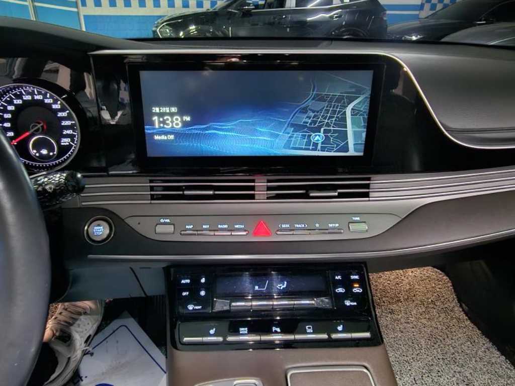 HYUNDAI Grandeur - Vista 8