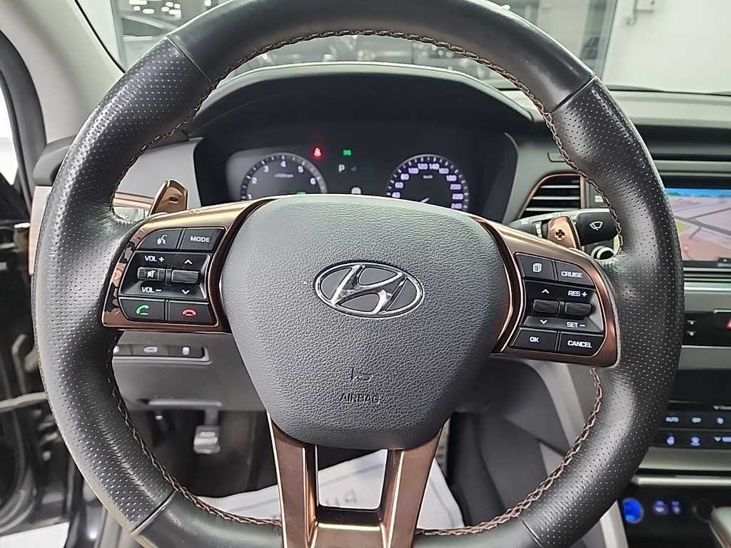 HYUNDAI Sonata - Vista 9