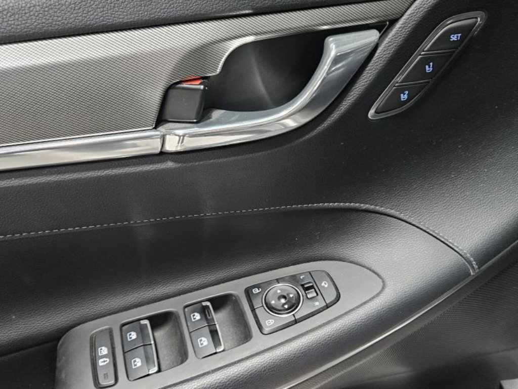 HYUNDAI Grandeur - Vista 8