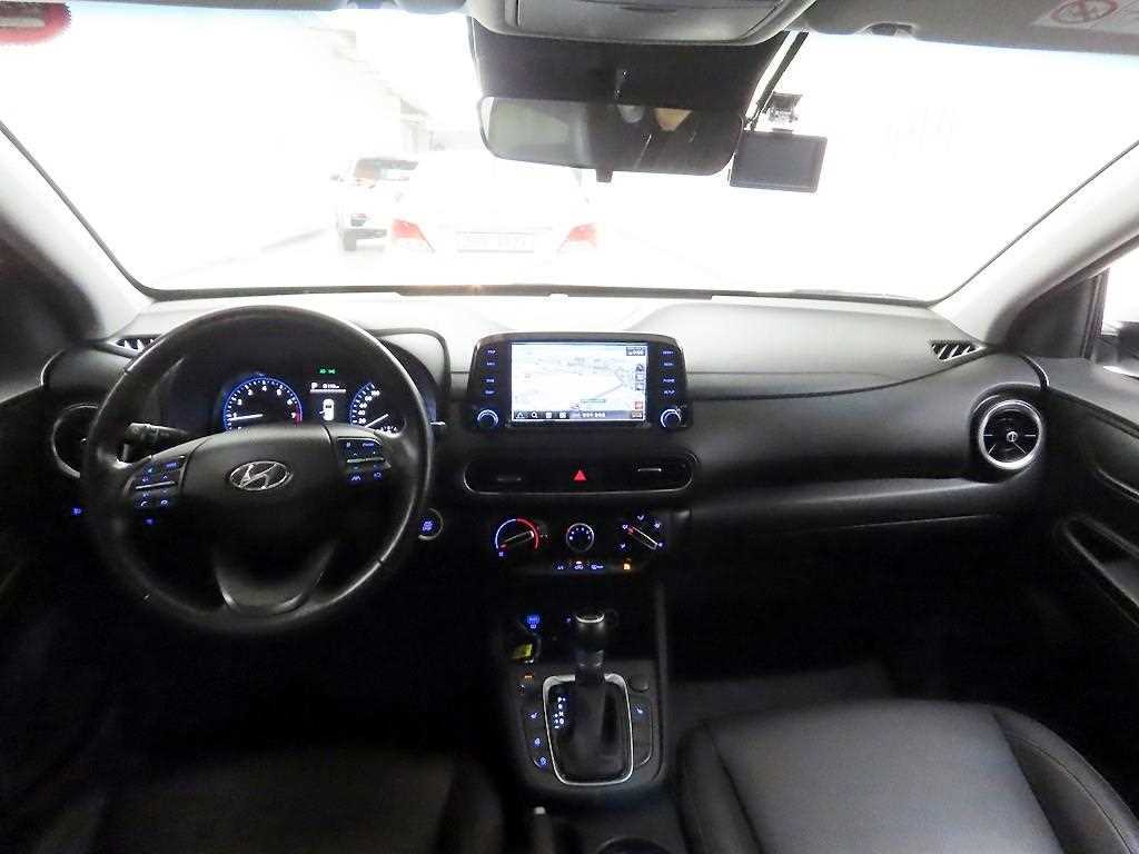 HYUNDAI Kona - Vista 7