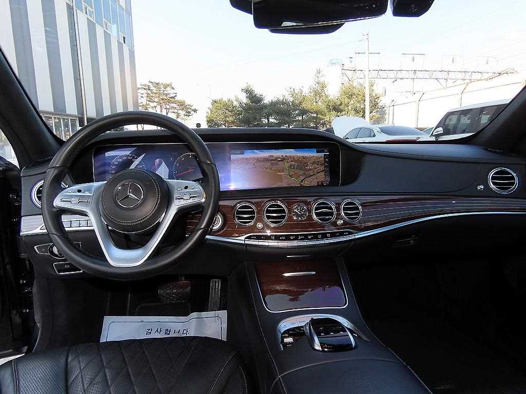 Mercedes Benz S Class - Vista 7