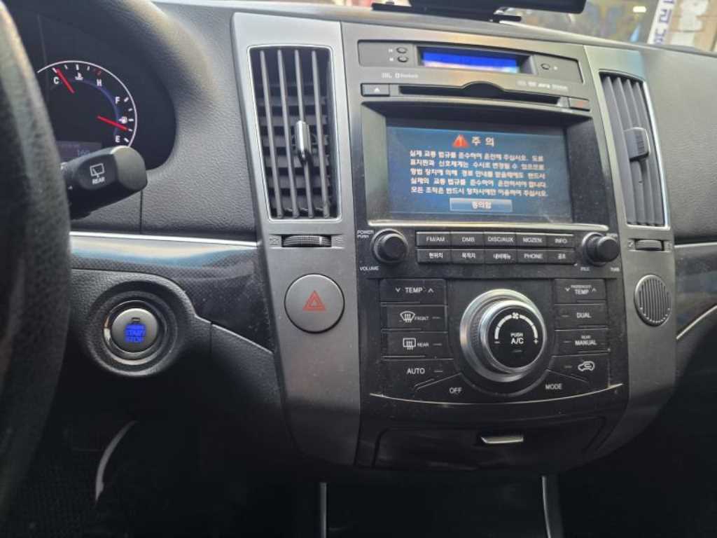 HYUNDAI Veracruz - Vista 5