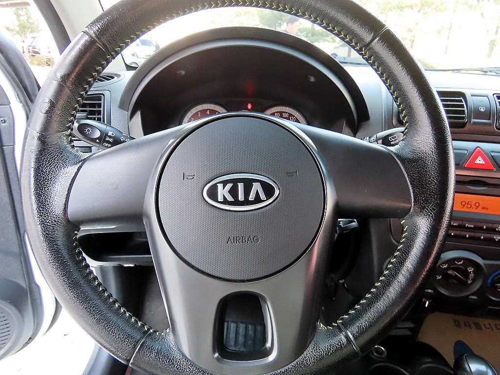 KIA Morning - Vista 8